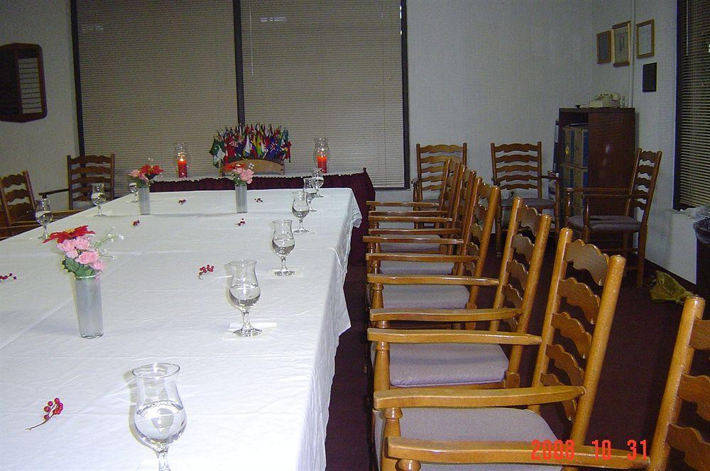 Ahoskie Inn Bagian luar foto
